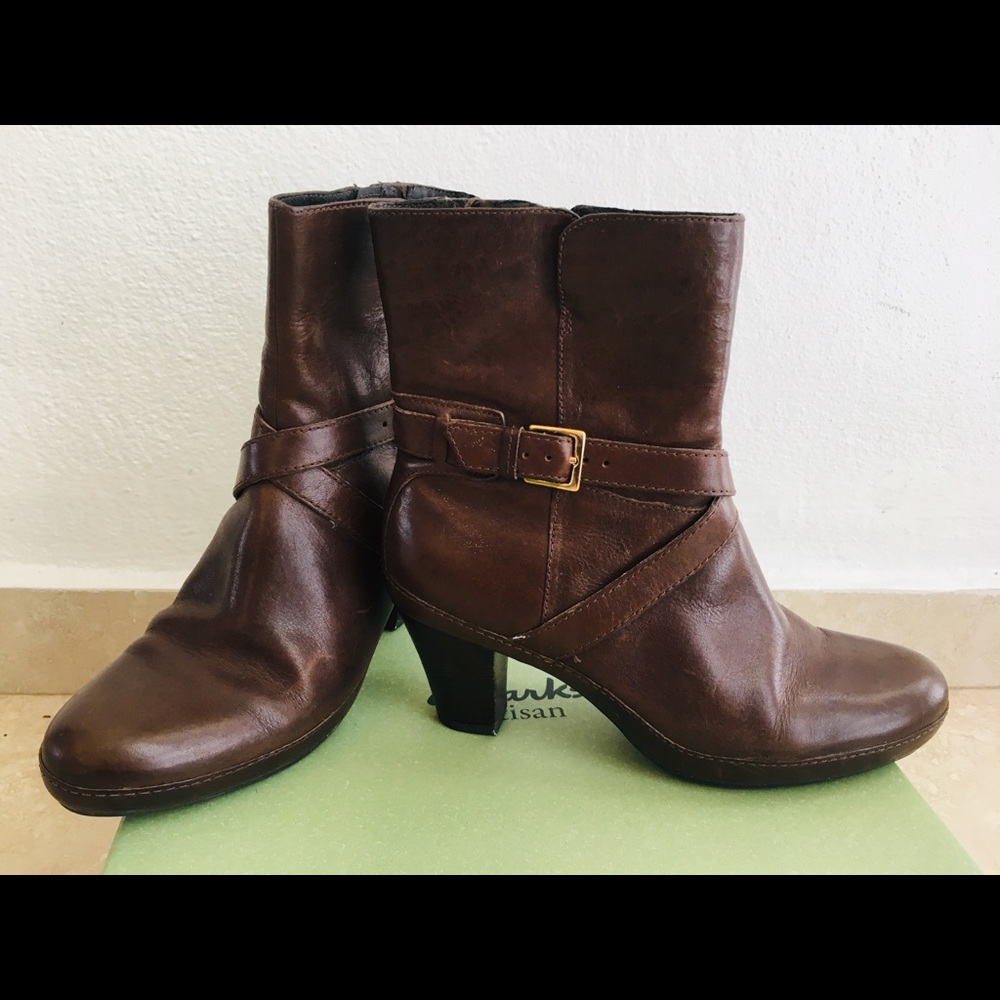 Clarks leather boots